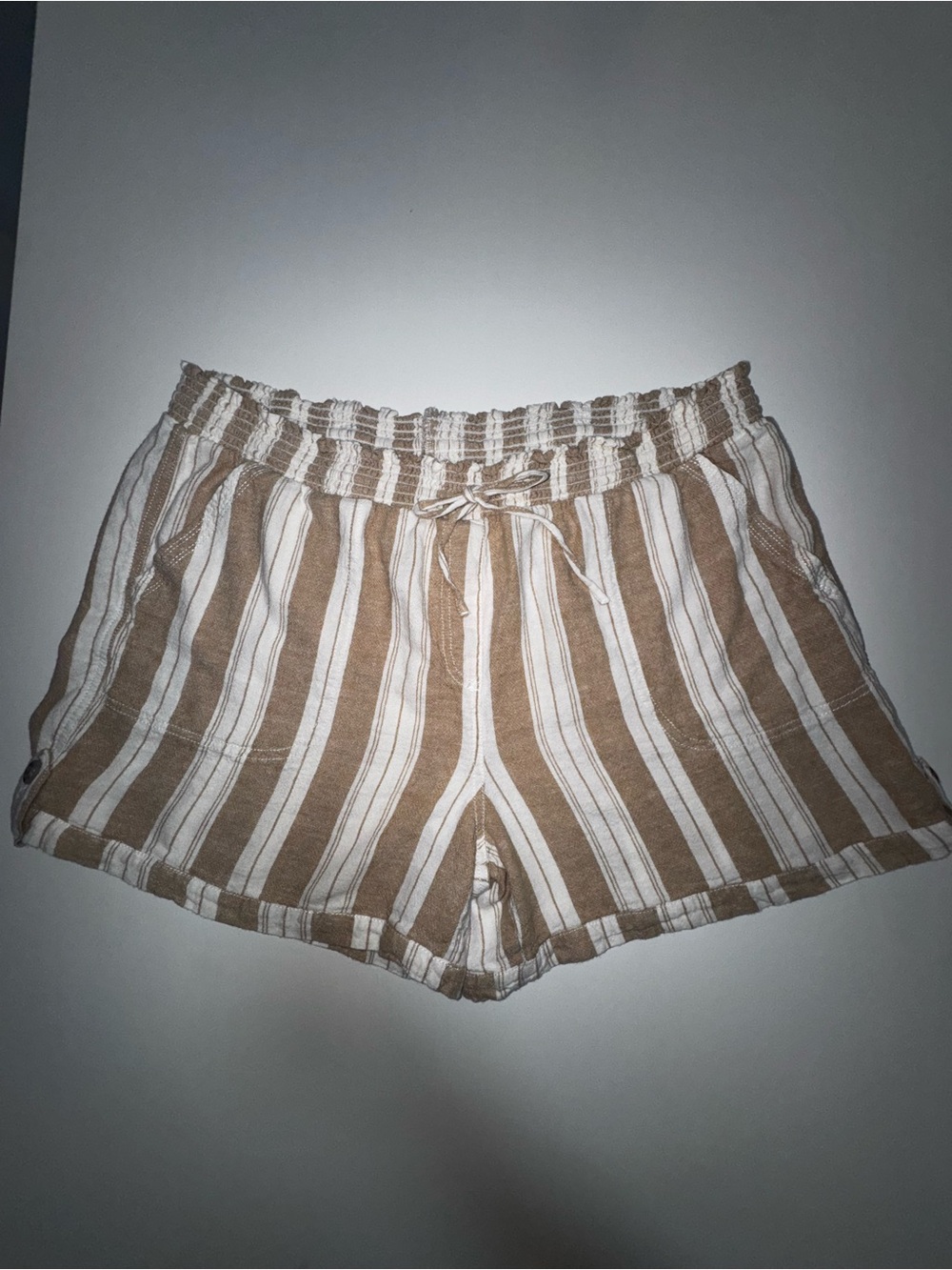 Briggs New York Linen Beige and White Striped High-Waist Shorts, XXL